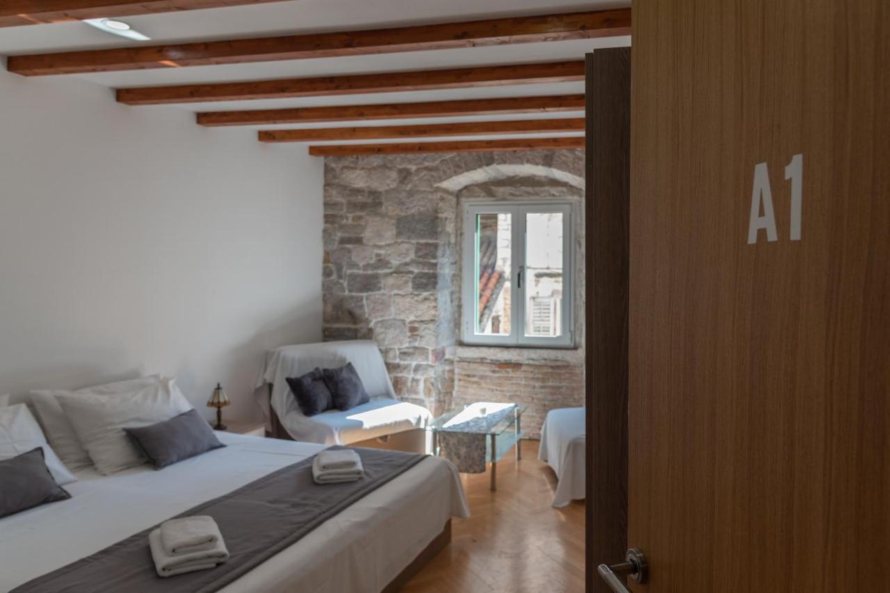 Camenno Apartments-The Heart Of Diocletian'S Palace-Open All Winter! Split Dış mekan fotoğraf